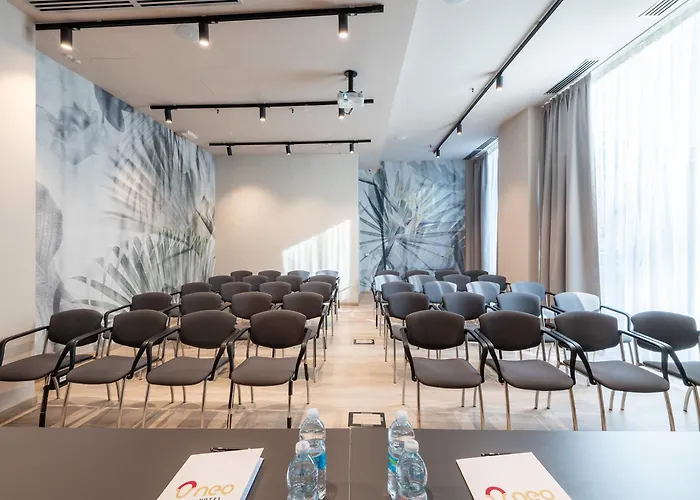Neo Hotel